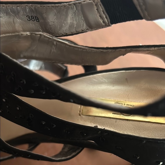 Sophisticated Black Stiletto Heels with Strappy Design - Picture 8 of 16